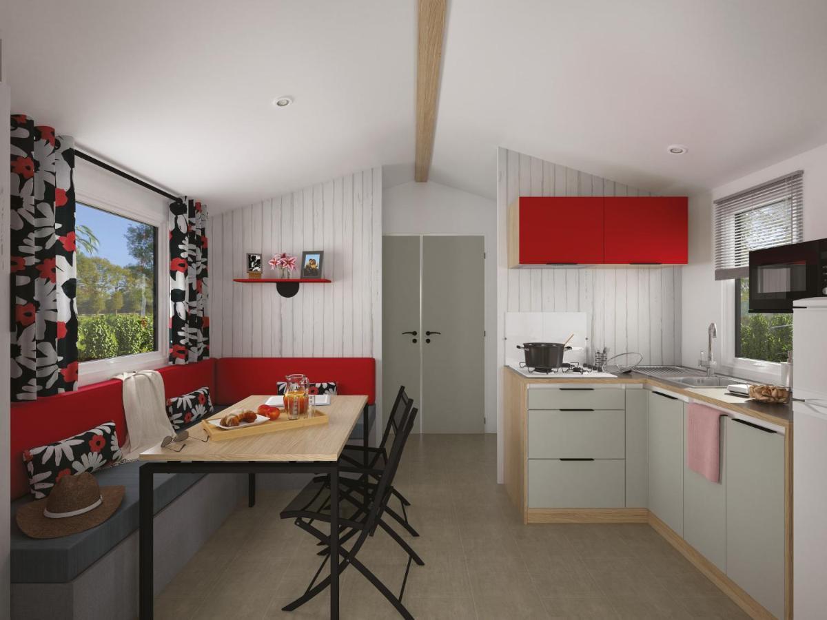 Camping Paris Beau Village Villiers-sur-Orge Bagian luar foto