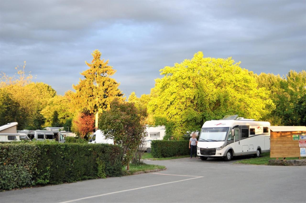 Camping Paris Beau Village Villiers-sur-Orge Bagian luar foto